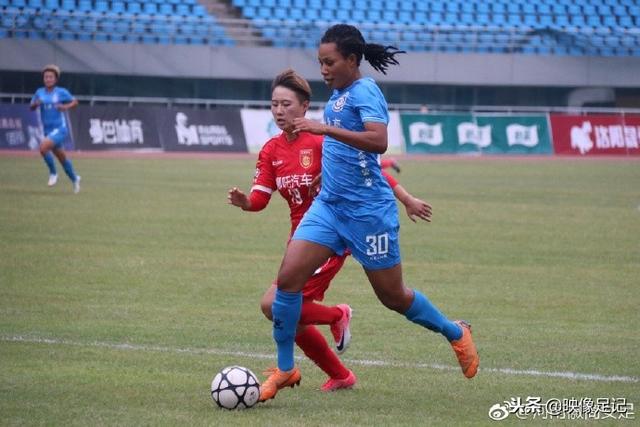 莱昂纳德超神快船险胜76人 森林狼送活塞8连败